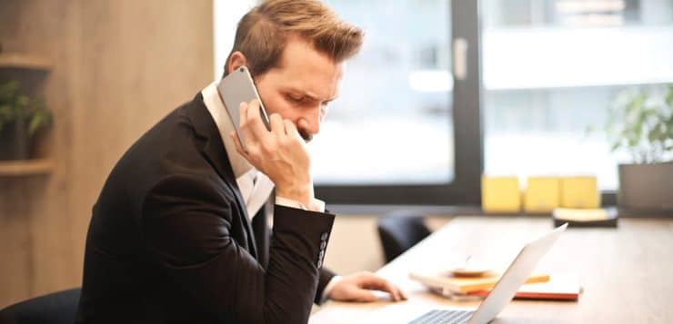 La Petite Revue répond à toutes vos questions sur les numéros de téléphone des entreprises françaises