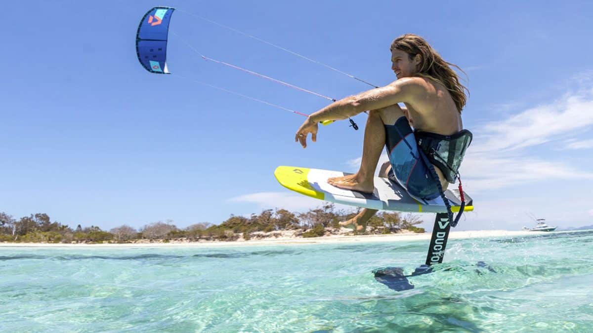 L'équipement essentiel pour le kitesurf en automne et en hiver