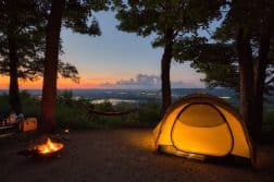 Partir en vacances dans le Var : les campings Yelloh! Village