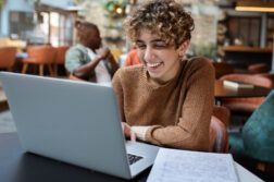 Le guide d’achat pour choisir un pc portable pas cher à la rentrée des étudiants
