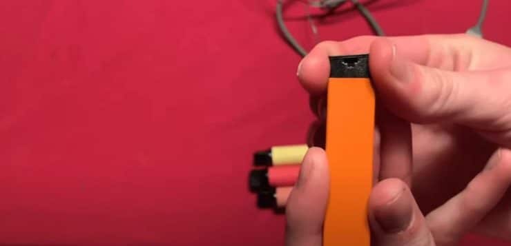 Comment recharger une puff (pod) sans chargeur ?